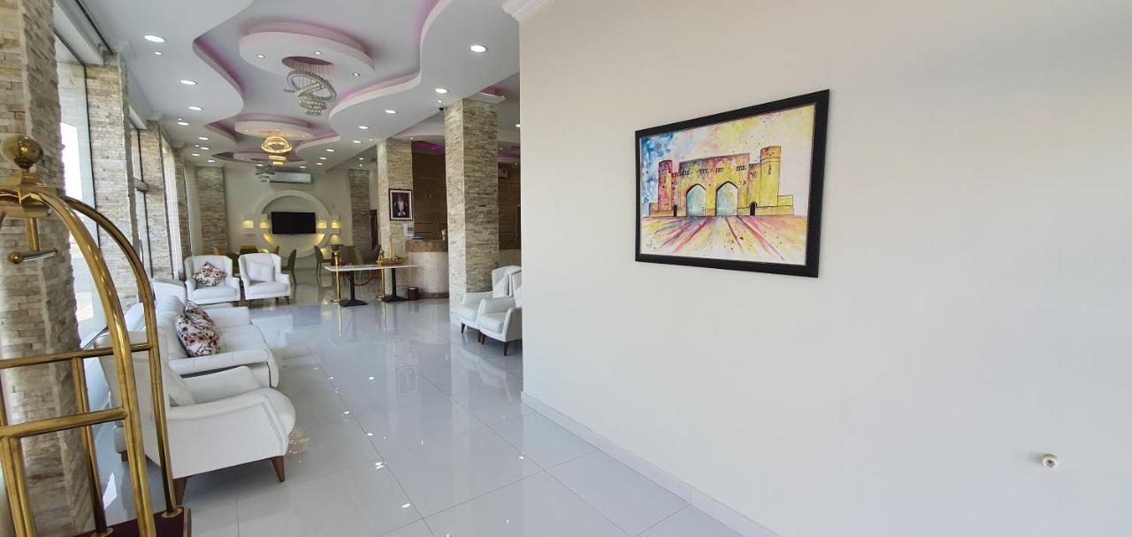 Al Deafah Hotel Apartment الضيافة للشقق الفندقية Buraimi Kültér fotó