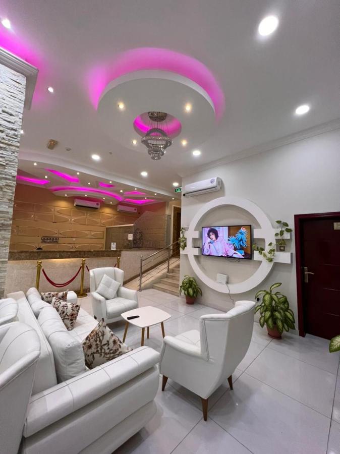 Al Deafah Hotel Apartment الضيافة للشقق الفندقية Buraimi Kültér fotó