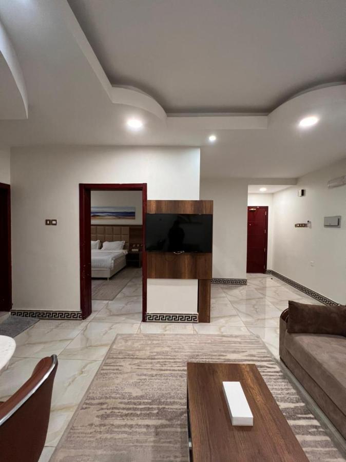 Al Deafah Hotel Apartment الضيافة للشقق الفندقية Buraimi Kültér fotó