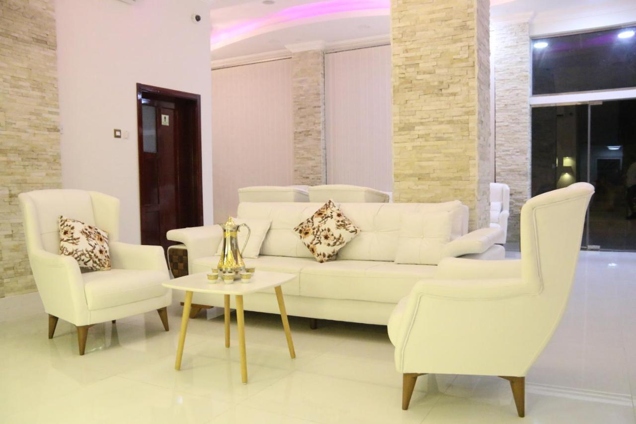 Al Deafah Hotel Apartment الضيافة للشقق الفندقية Buraimi Kültér fotó